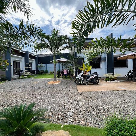 Sky Traveller Suites Panglao Exterior foto