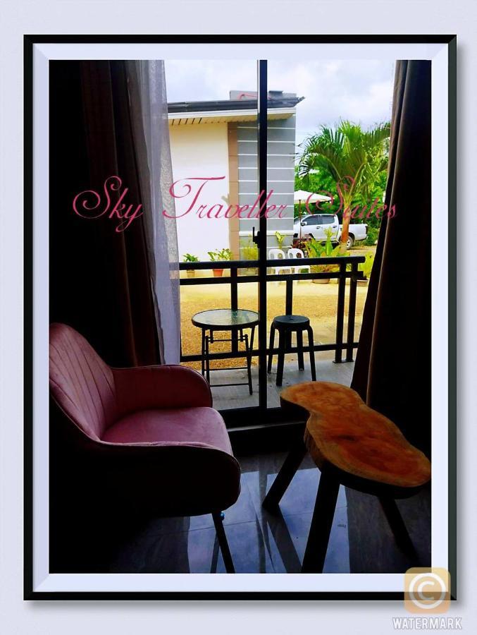 Sky Traveller Suites Panglao Exterior foto